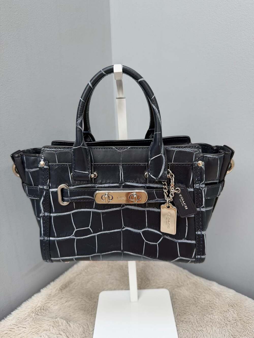 Coach Swagger 20 Satchel Bag Embossed Croc Leather Navy Blue